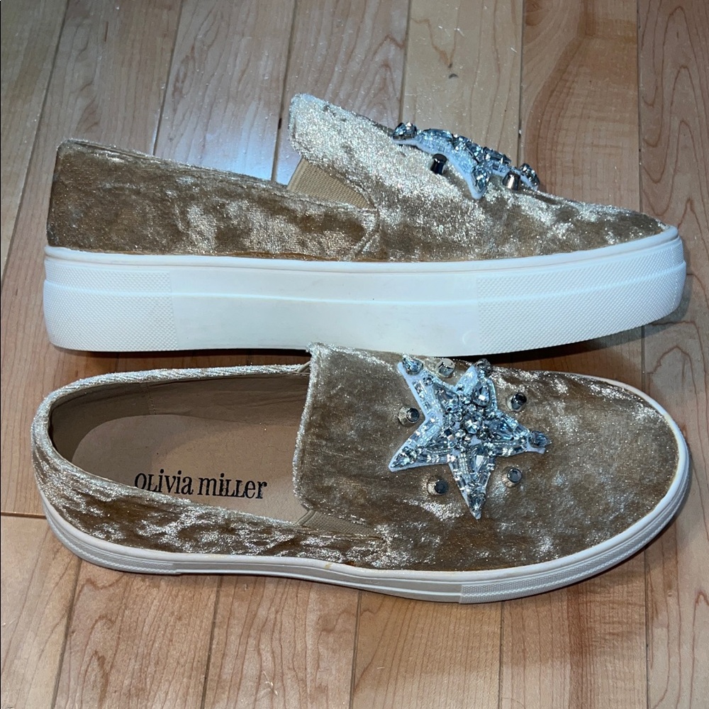 Olivia Miller Women's Gold Star Embellished Sneakers
